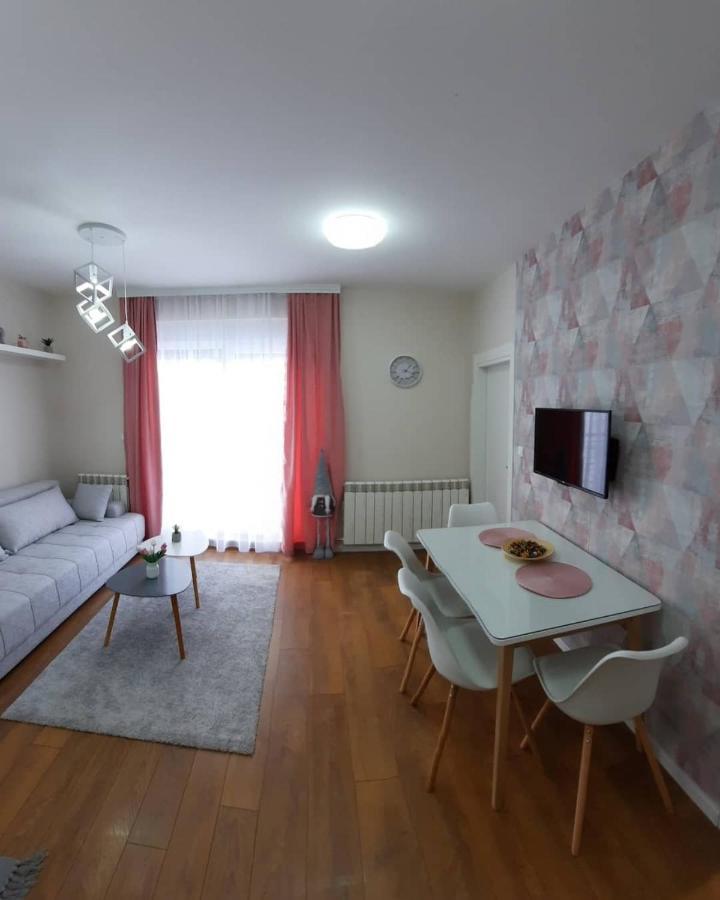 Apartman S ซลาตีบอร์ ภายนอก รูปภาพ